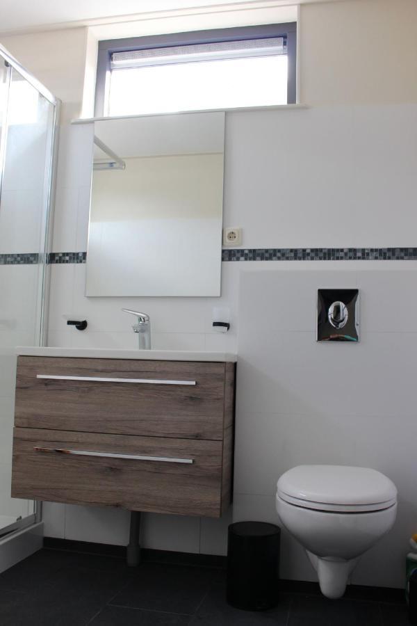 Logement De Garage Снек Экстерьер фото