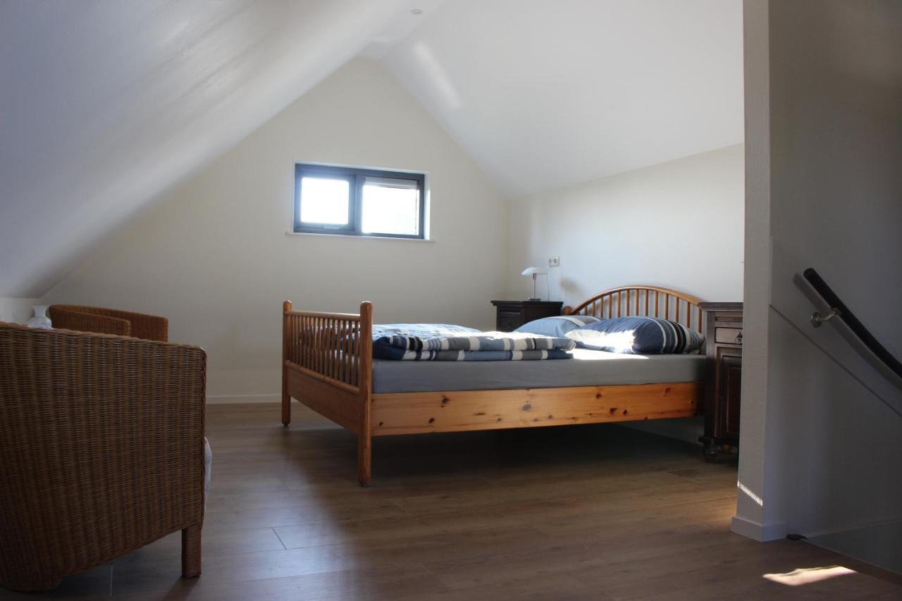 Logement De Garage Снек Экстерьер фото