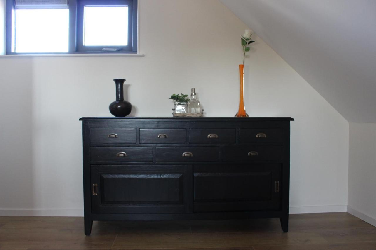 Logement De Garage Снек Экстерьер фото