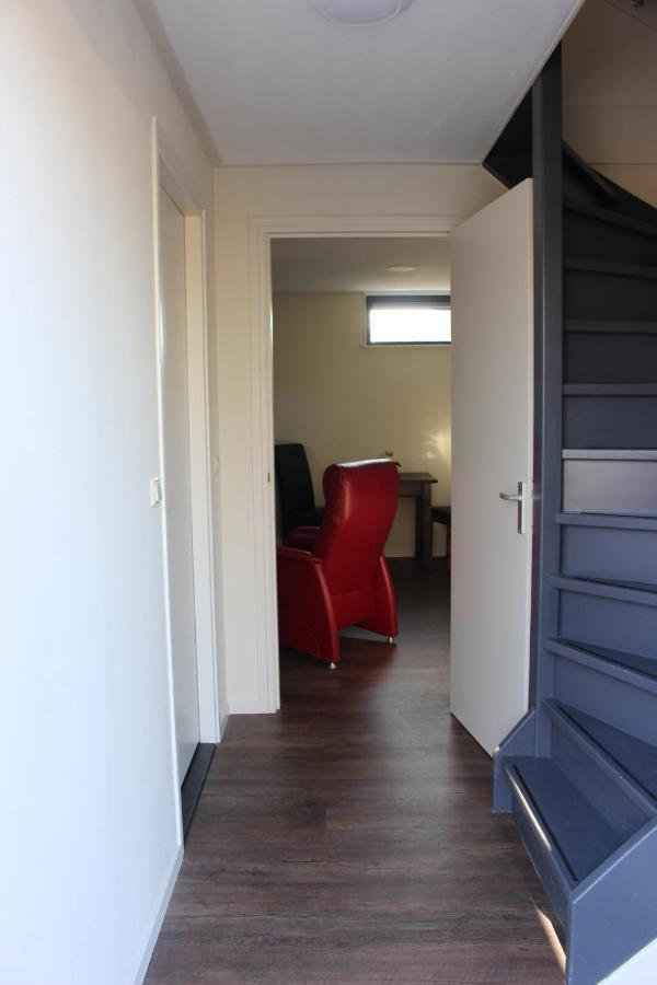 Logement De Garage Снек Экстерьер фото